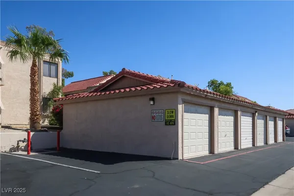 $173,000 | 3830 Desert Marina Drive, Unit 170, Laughlin, NV 89029