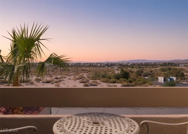 $173,000 | 3830 Desert Marina Drive, Unit 170, Laughlin, NV 89029