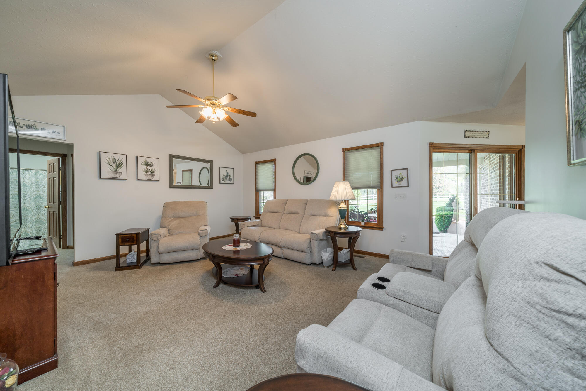 390 Quail Run Road Butler, KY 41006 - Photo 4 of 49 Gallery Image 4