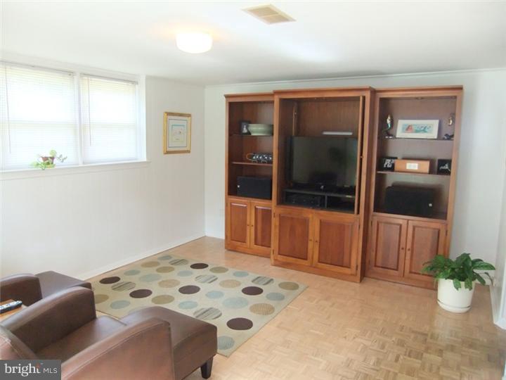 625 Minshall Road Springfield, PA 19064 - Photo 19 of 25