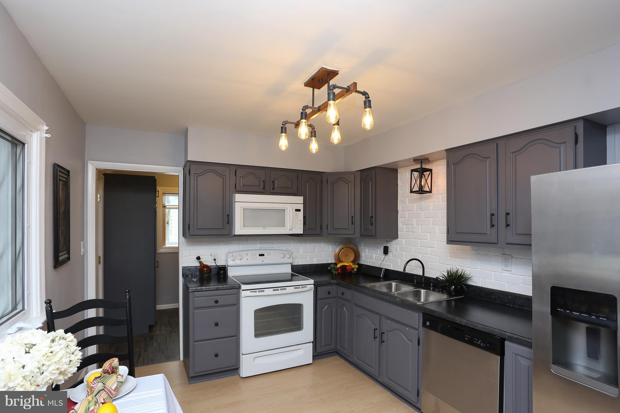 627 Fernhill Road Baltimore, MD 21226 - Photo 1 of 30 Lovely Kitchen