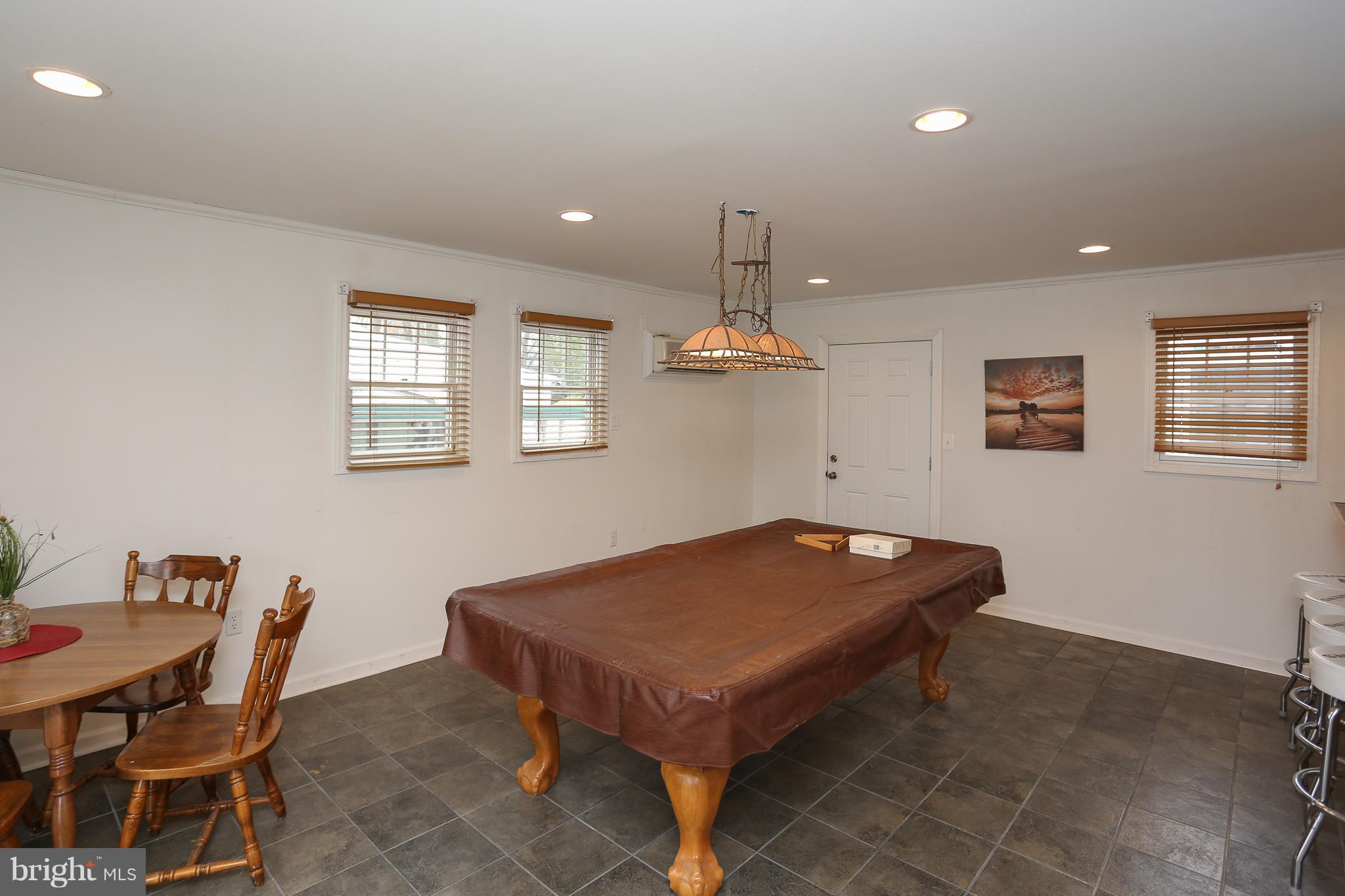627 Fernhill Road Baltimore, MD 21226 - Photo 21 of 30 Interior (General)