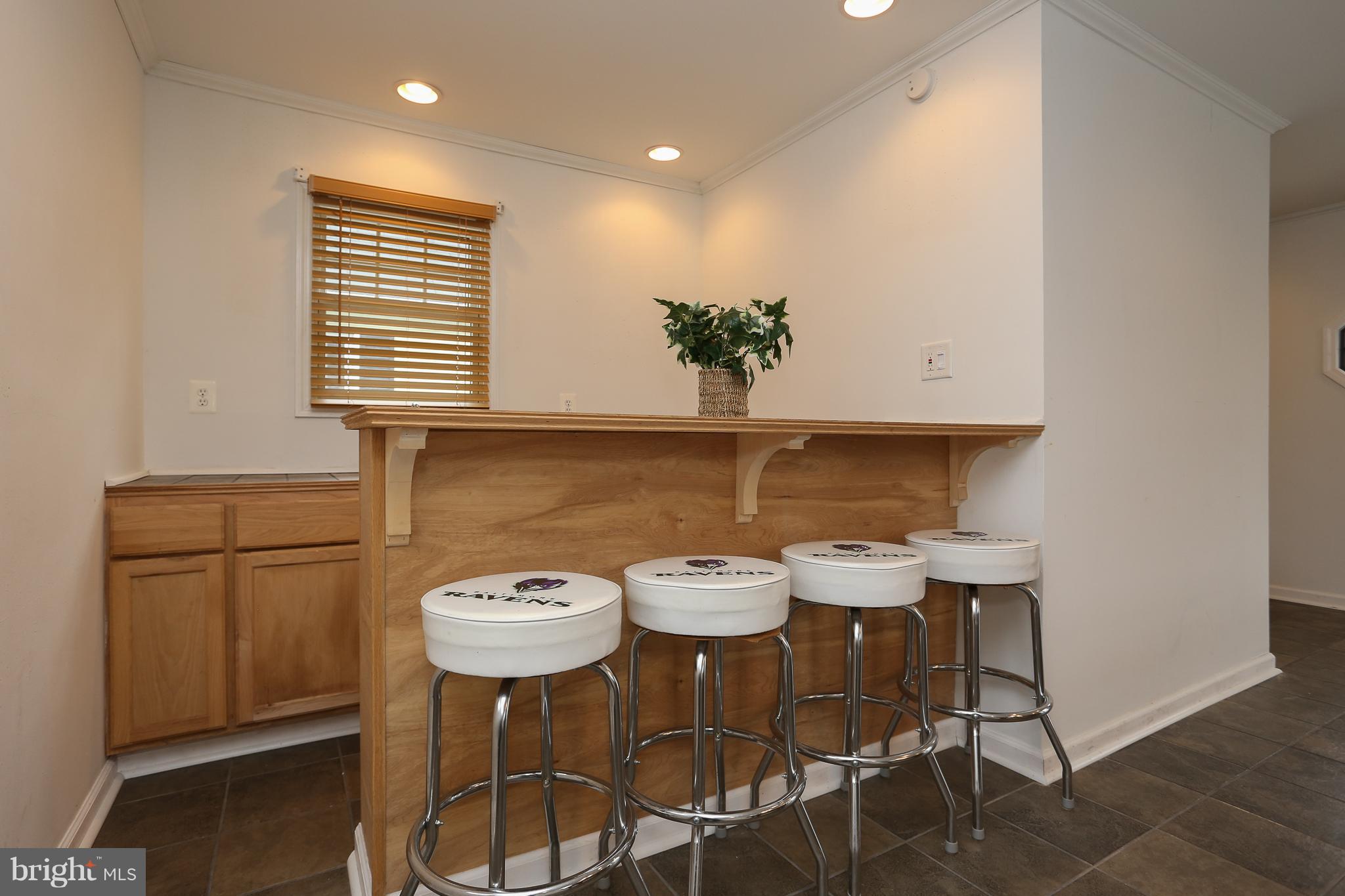 627 Fernhill Road Baltimore, MD 21226 - Photo 4 of 30 Interior (General)