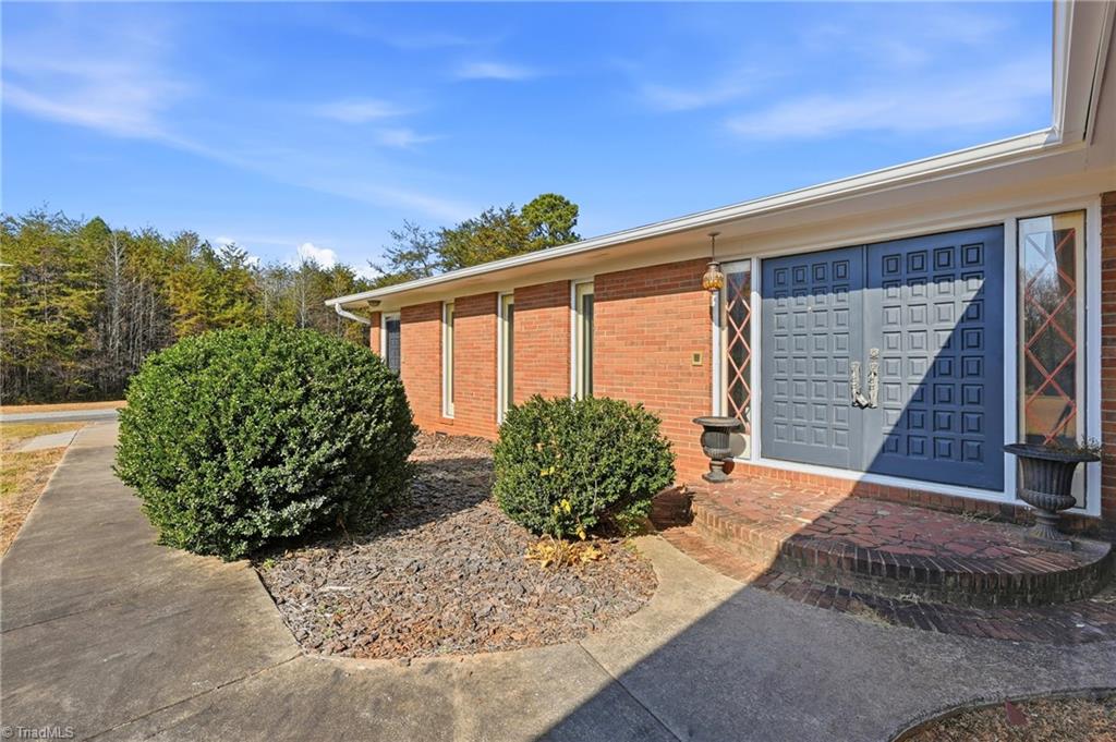 201 St Lukes Church Road Mebane, NC 27302 - Photo 2 of 29