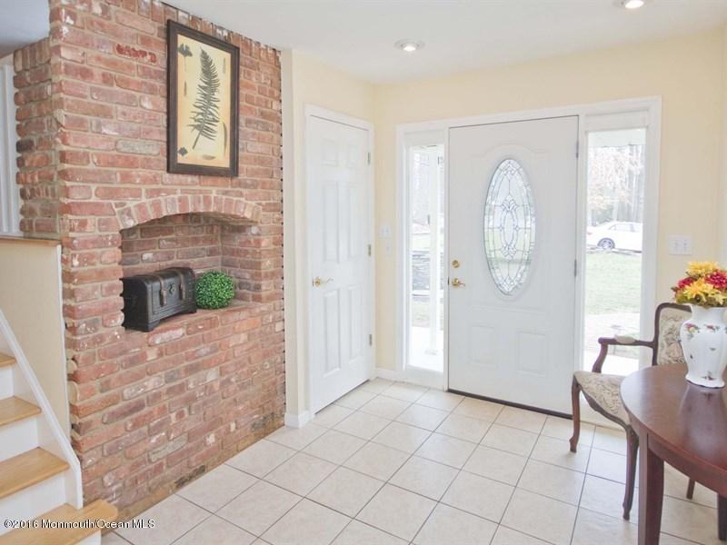 196 School Road Marlboro, NJ 07746 - Photo 12 of 28 009_FOYER