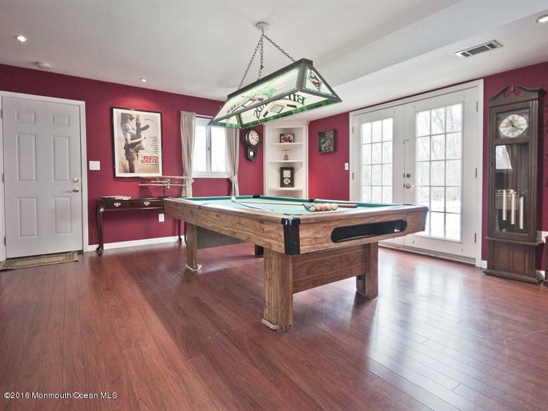 196 School Road Marlboro, NJ 07746 - Photo 3 of 28 020_PARLOUR