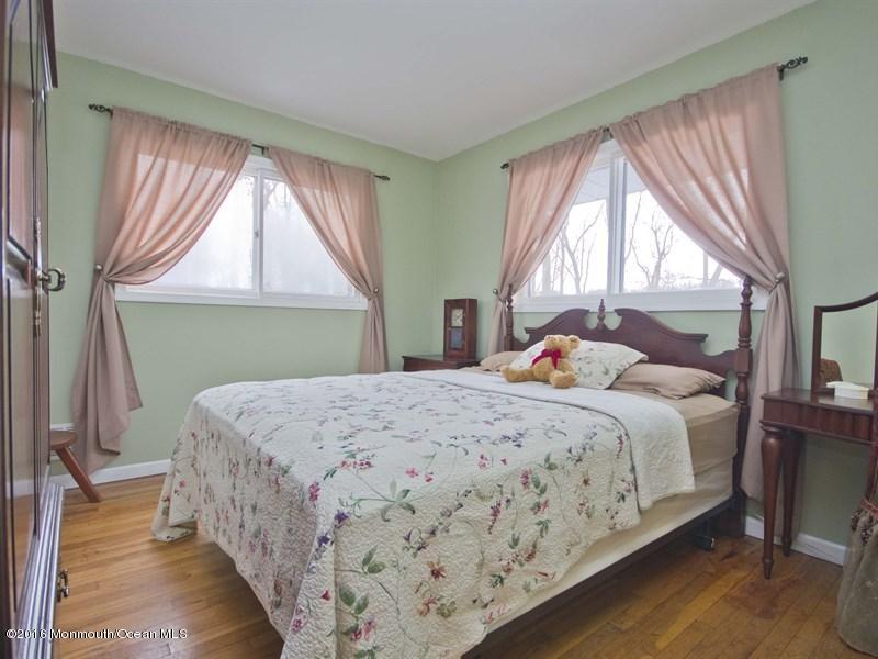 196 School Road Marlboro, NJ 07746 - Photo 21 of 28 029_BEDROOM