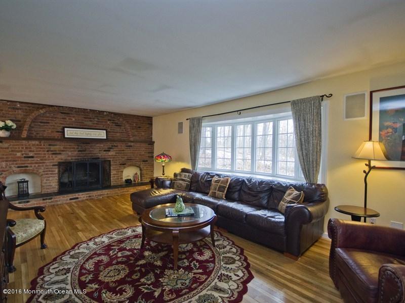 196 School Road Marlboro, NJ 07746 - Photo 7 of 28 010_LIVING ROOM