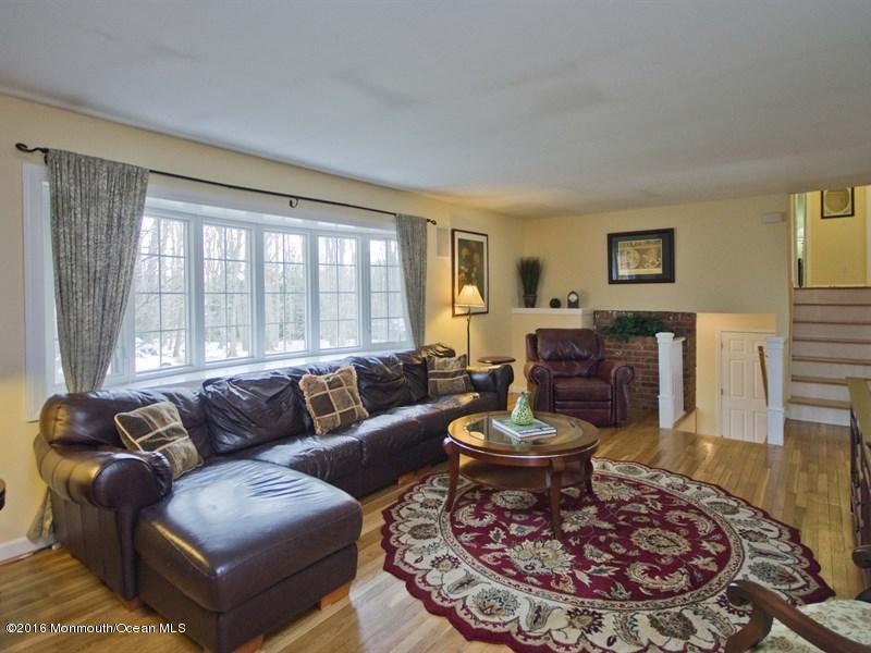 196 School Road Marlboro, NJ 07746 - Photo 8 of 28 011_LIVING ROOM