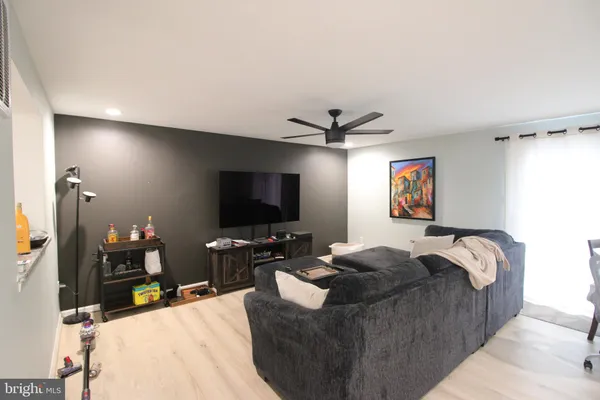 $2,647 | 15117 Arum Place, Woodbridge, VA 22191