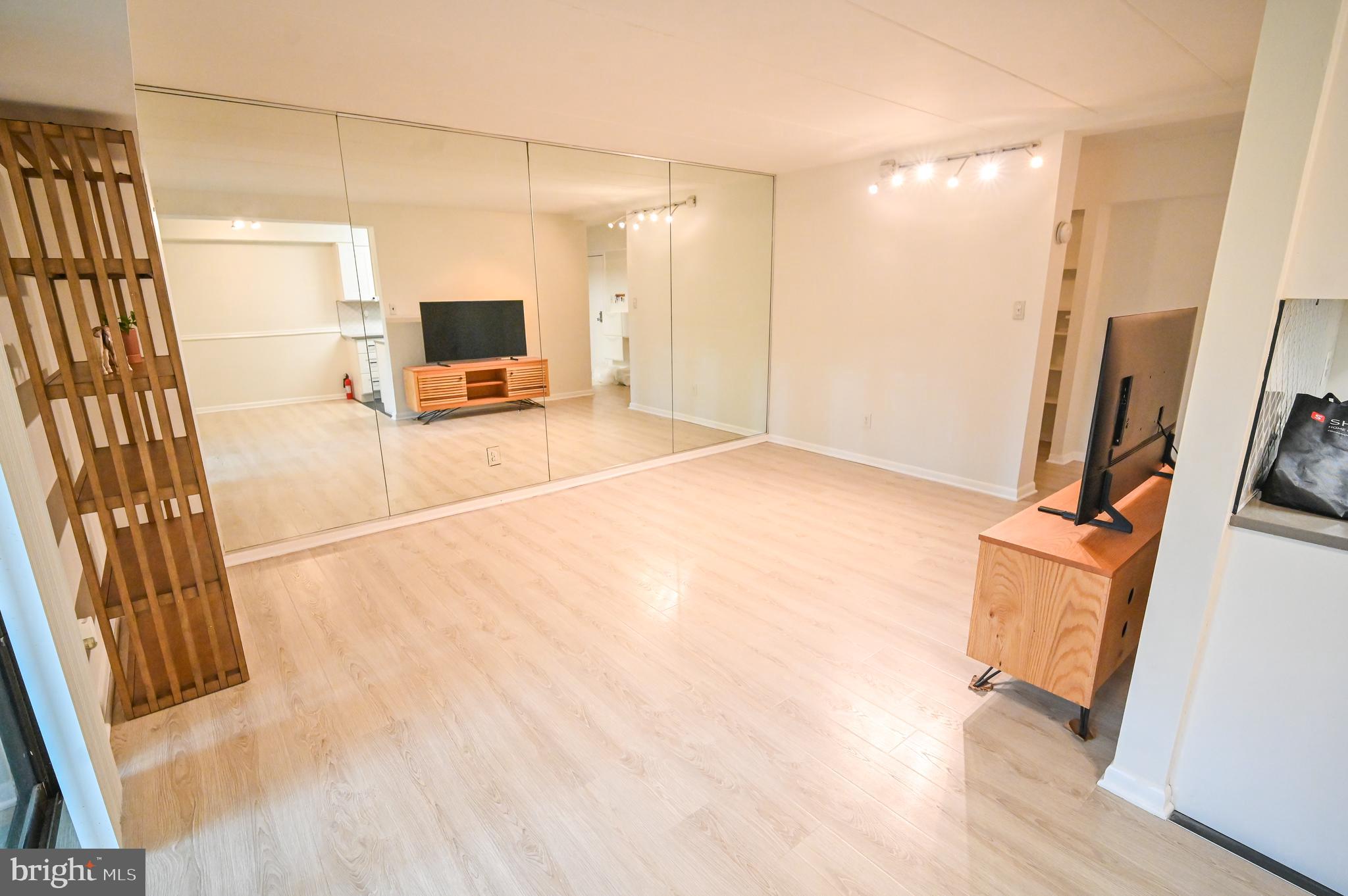 2329 Freetown Court, Unit 2B Reston, VA 20191 - Photo 15 of 21 Gallery Image 15