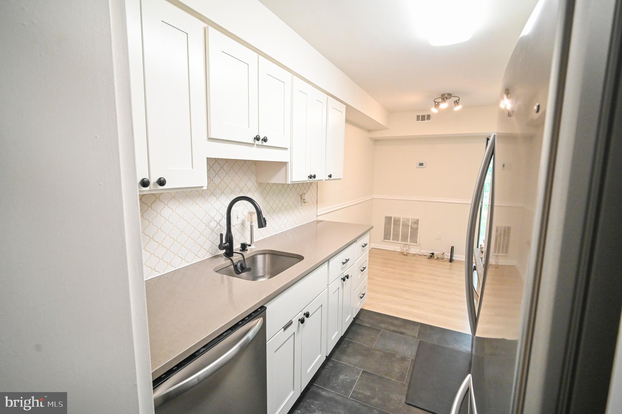 2329 Freetown Court, Unit 2B Reston, VA 20191 - Photo 19 of 21 Gallery Image 19