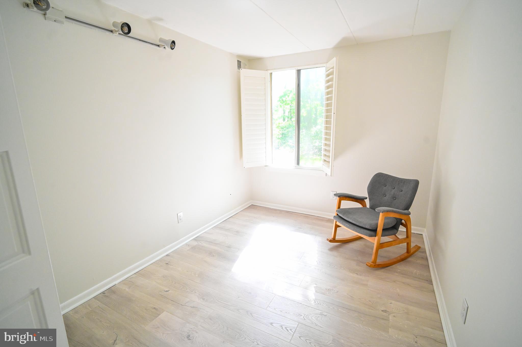 2329 Freetown Court, Unit 2B Reston, VA 20191 - Photo 5 of 21 Gallery Image 5