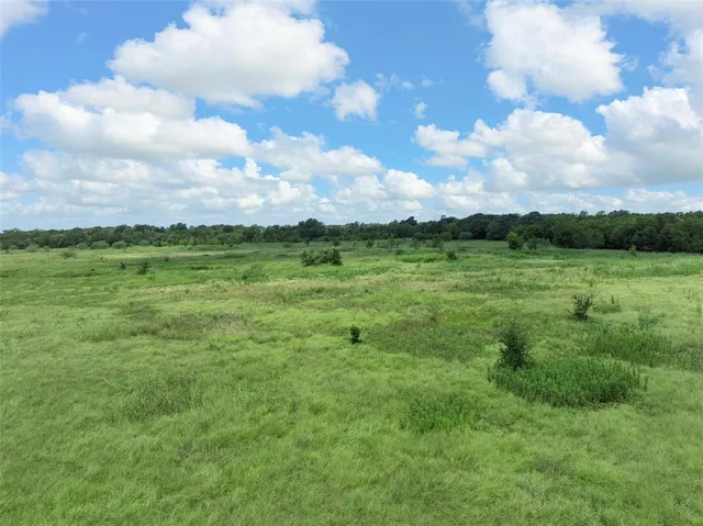 a view of an outdoor space and a yard