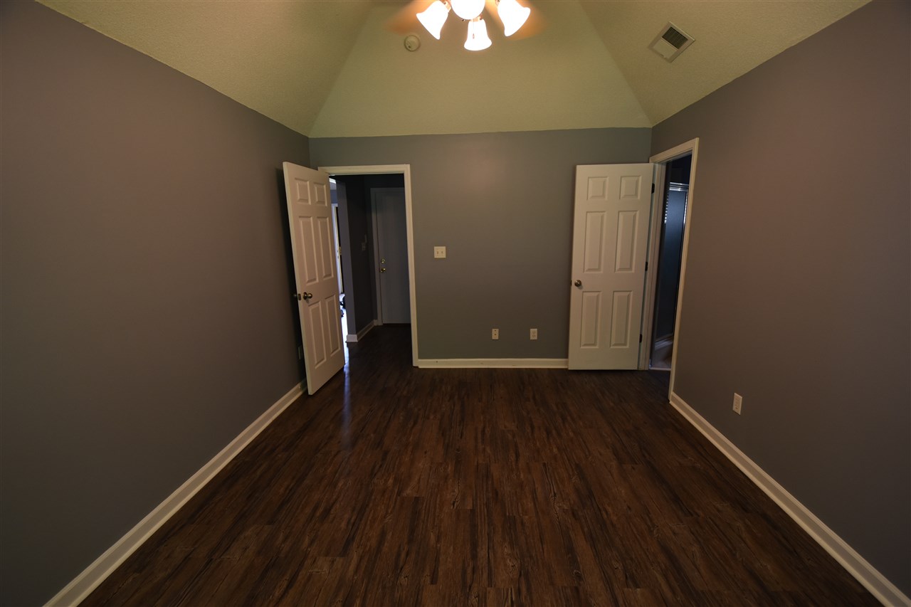 4479 Kings Station Road Millington, TN 38053 - Photo 8 of 17 Gallery Image 8