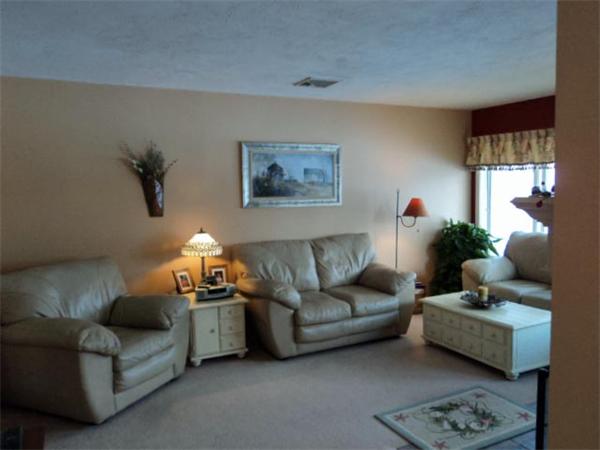 409 Beacon Park Road, Unit 409 Webster, MA 01570 - Photo 9 of 24 Gallery Image 9