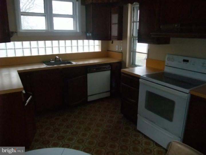 620 Kuser Road Hamilton, NJ 08619 - Photo 6 of 6
