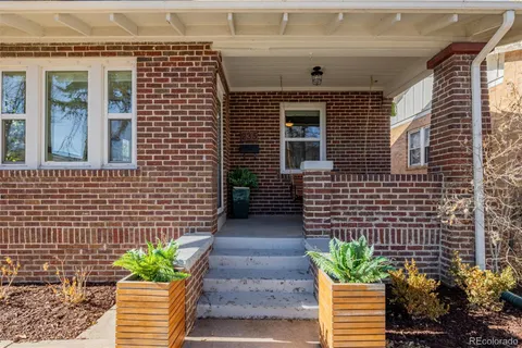 $985,000 | 235 South Humboldt Street, Denver, CO 80209