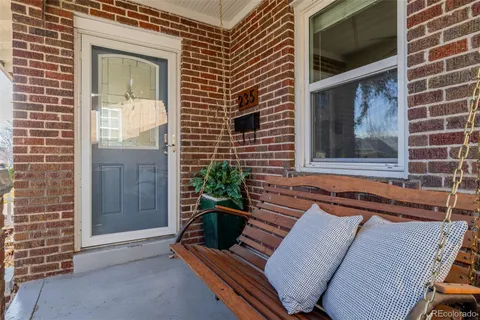 $985,000 | 235 South Humboldt Street, Denver, CO 80209