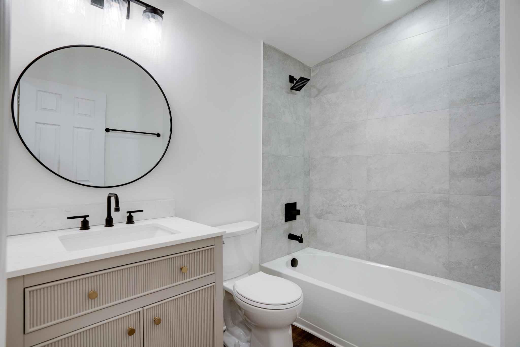 514 Smith Street Springfield, TN 37172 - Photo 20 of 25 a bathroom with a sink a toilet and a mirror