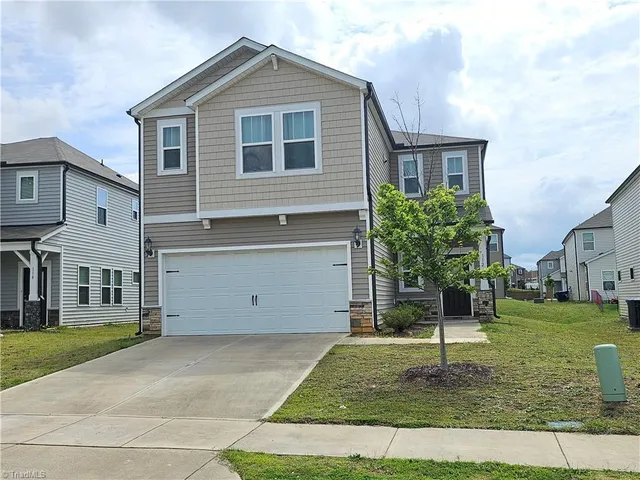 $490,000 | 112 Wilbur Lake Drive, Fuquay-Varina, NC 27526