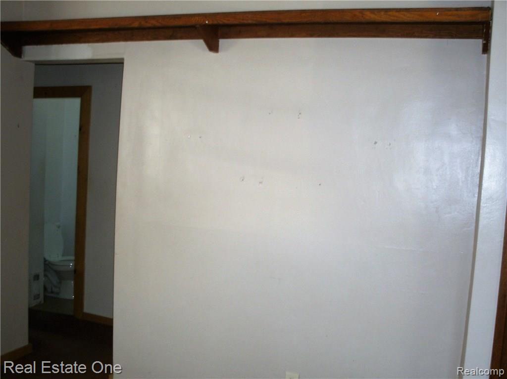 196 Summit Street River Rouge, MI 48218 - Photo 18 of 59 GEDC0181.JPG