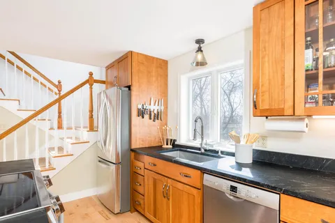 $1,250,000 | 81 Goodwin Road, Kittery, ME 03905