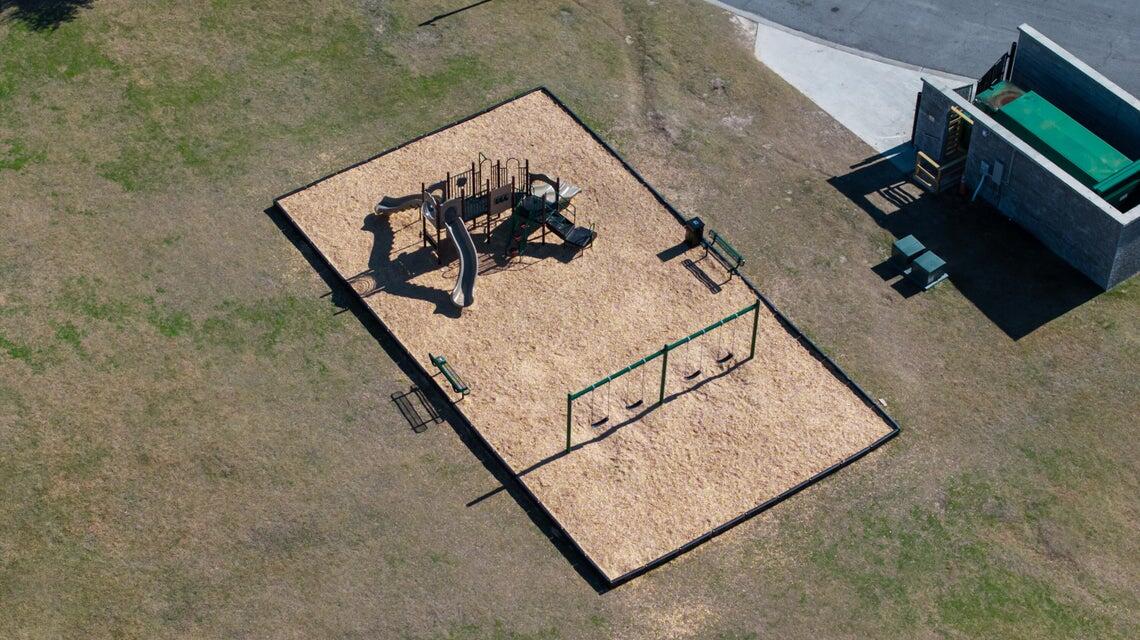 45 North Sand Palm Road Freeport, FL 32439 - Photo 29 of 32