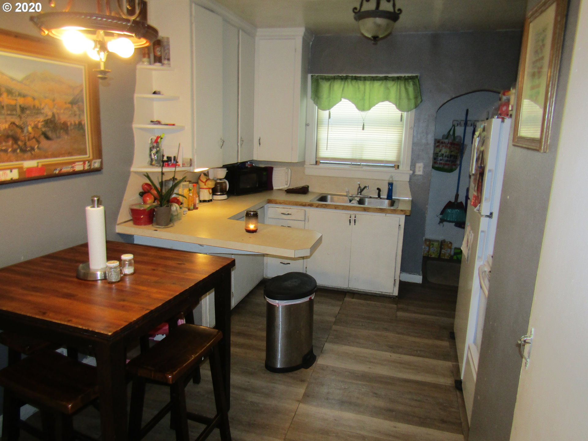 1224 Southwest Goodwin Place Pendleton, OR 97801 - Photo 3 of 13