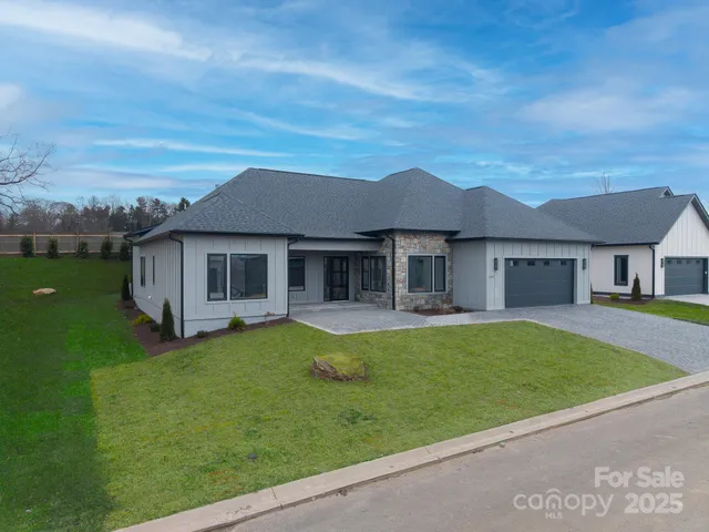 $875,000 | 429 Big Hl Drive, Unit 80, Arden, NC 28704