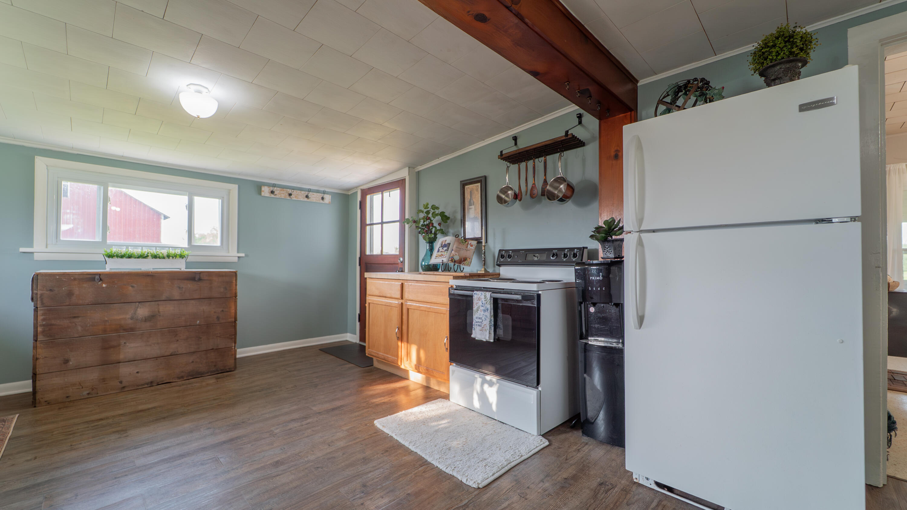 18216 South Schwark Road Three Oaks, MI 49128 - Photo 17 of 41 Kitchen 3