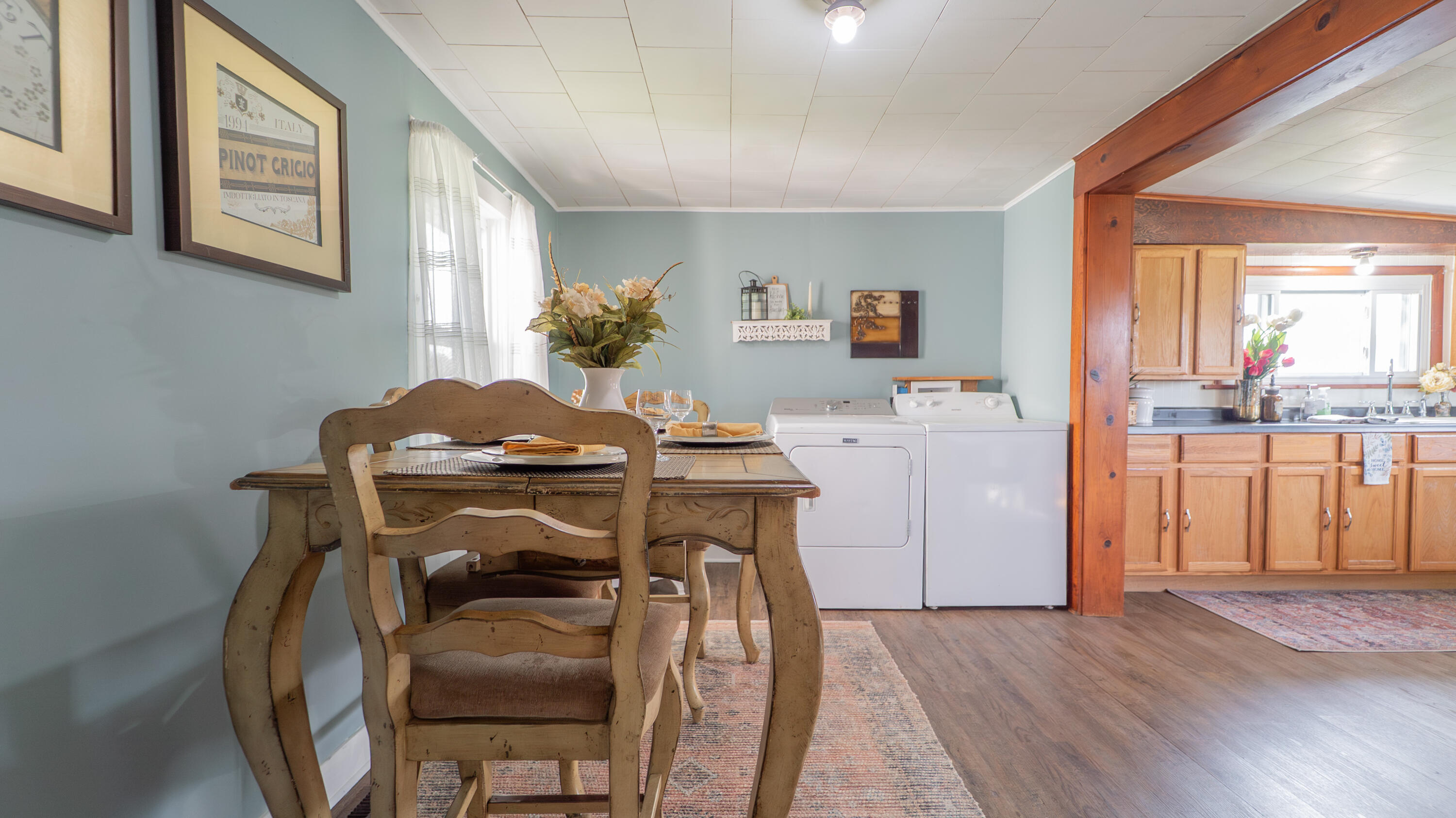 18216 South Schwark Road Three Oaks, MI 49128 - Photo 21 of 41 Dining Area 4