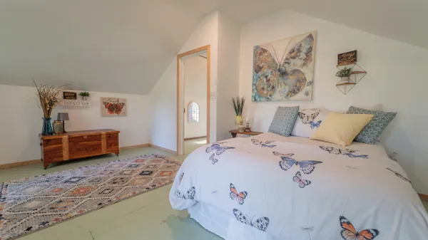 $1,300,000 | 18216 South Schwark Road, Three Oaks, MI 49128