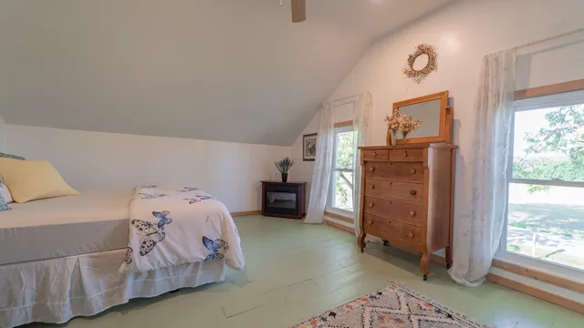 $1,300,000 | 18216 South Schwark Road, Three Oaks, MI 49128