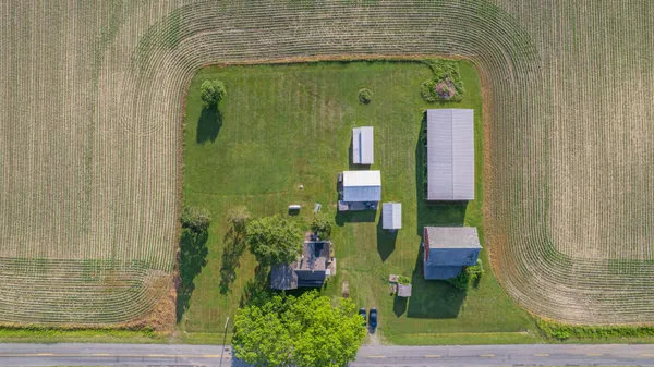 $1,300,000 | 18216 South Schwark Road, Three Oaks, MI 49128