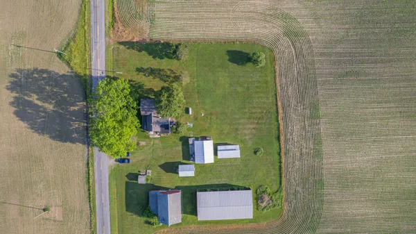 $1,300,000 | 18216 South Schwark Road, Three Oaks, MI 49128