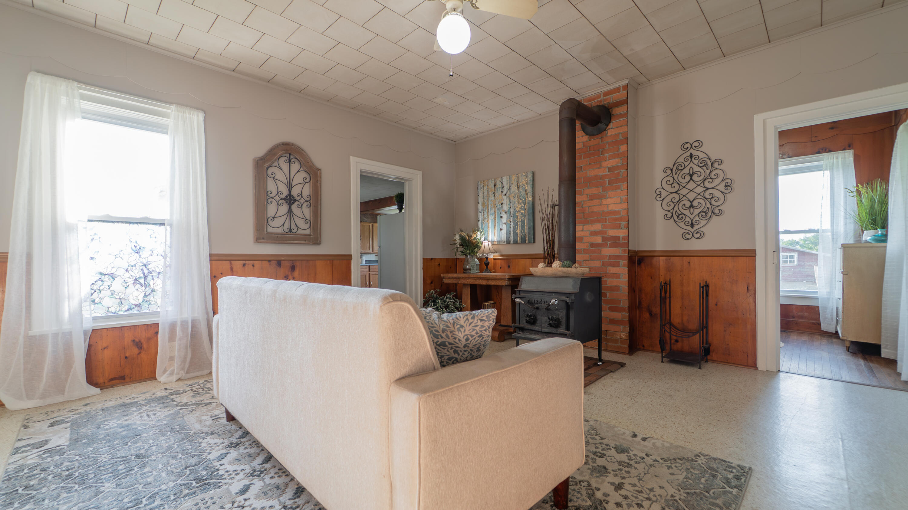 18216 South Schwark Road Three Oaks, MI 49128 - Photo 10 of 41 Family Room 2