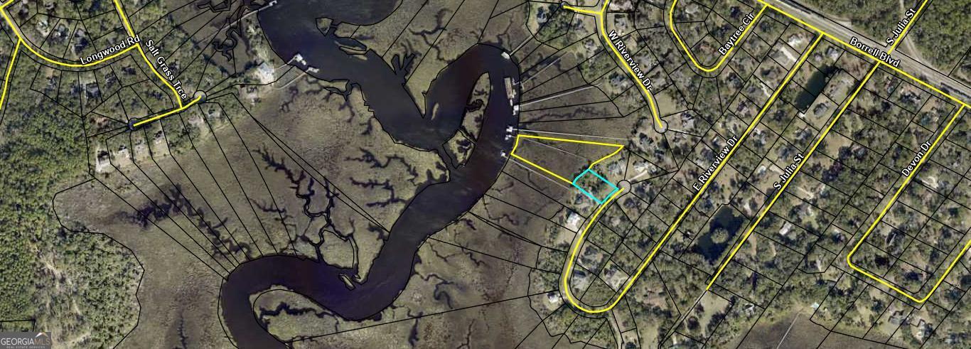 917 East Riverview Dr