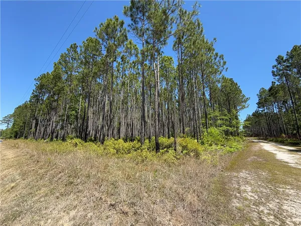 $99,950 | 8.84 Strickland Road, Waycross, GA 31503