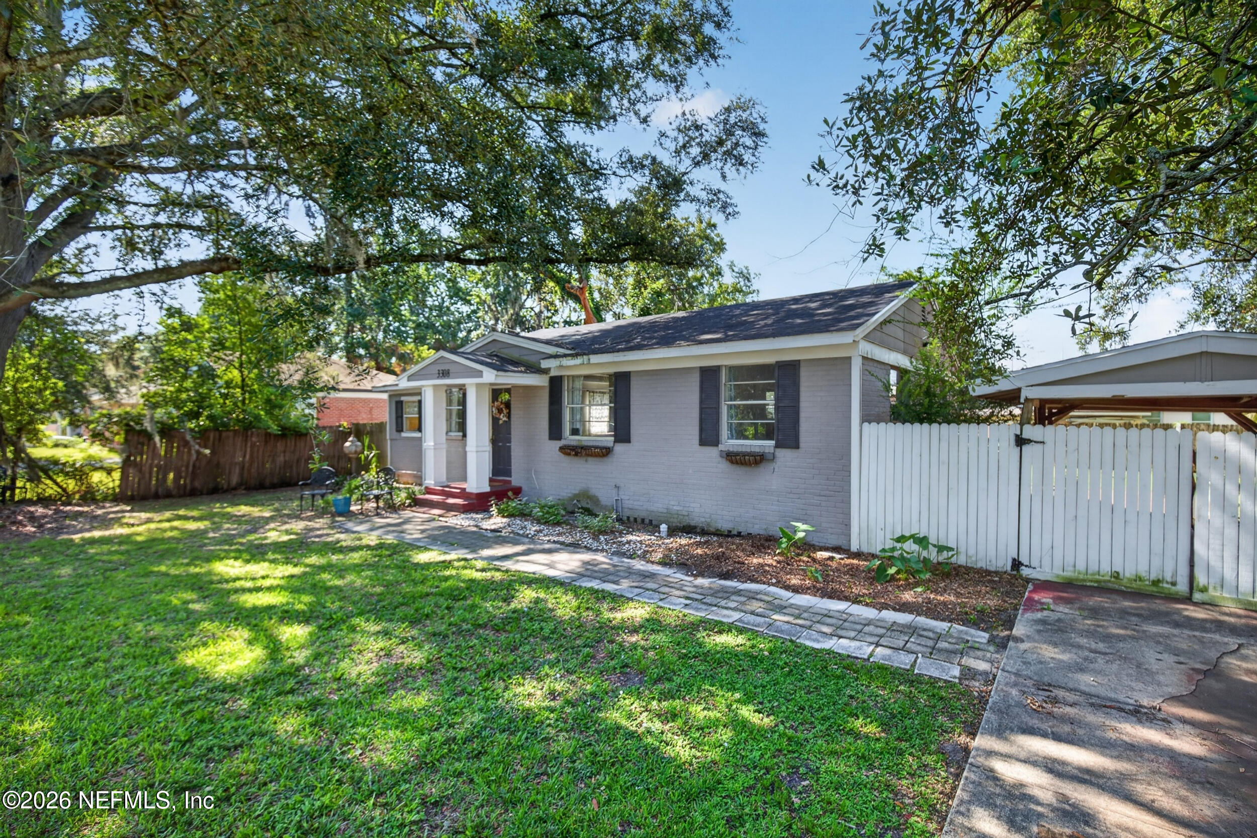 3308 Sheridan Road Jacksonville, FL 32207 - Photo 4 of 50 38_front right 1