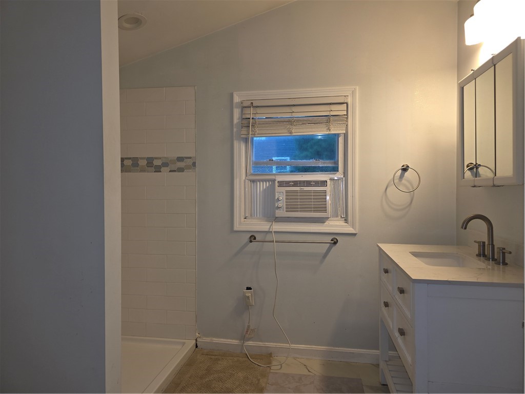 50 Glenham Road Cranston, RI 02921 - Photo 16 of 21 Gallery Image 16