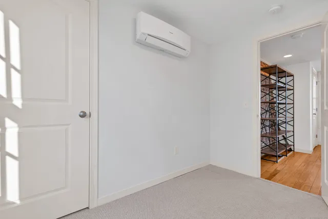 $199,000 | 9 Brewer Street, Unit 3, New London, CT 06320