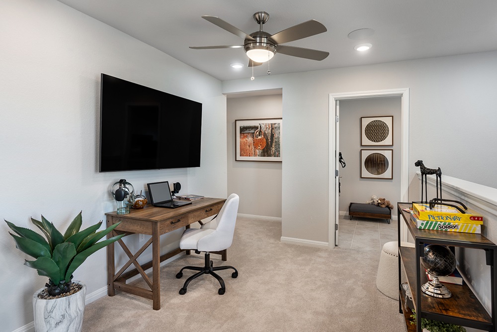 5901 Beverly Pr Road Del Valle, TX 78617 - Photo 7 of 18 a living room with furniture and a flat screen tv