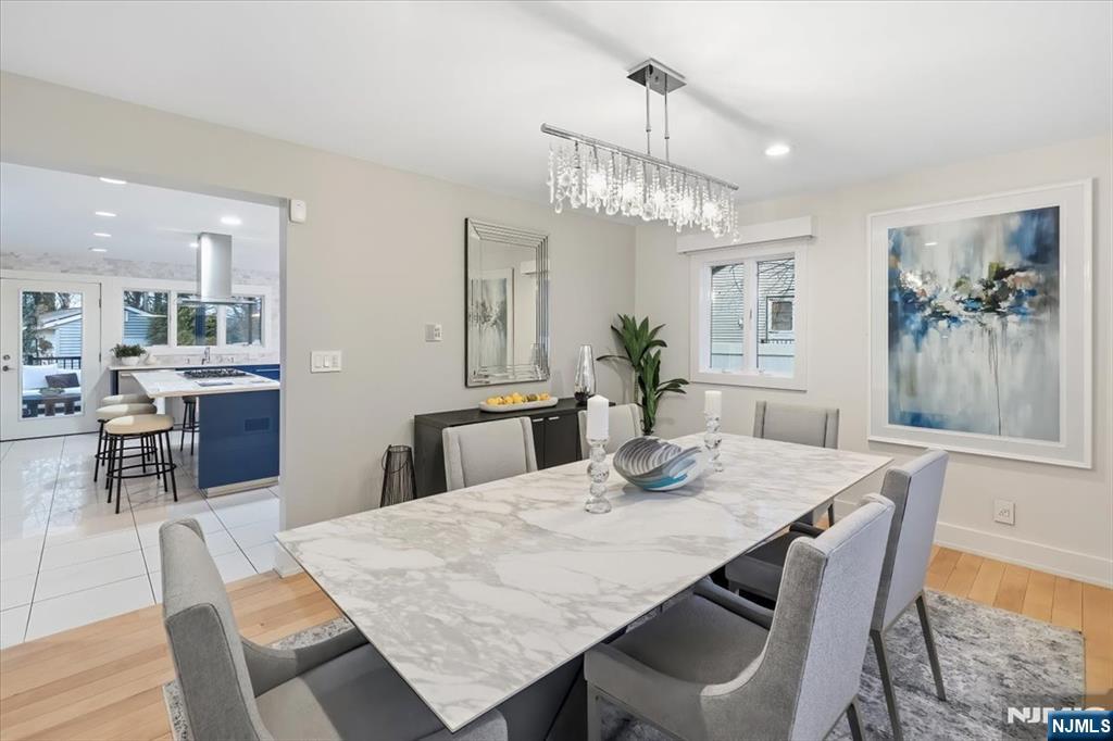 827 Alden Road Paramus, NJ 07652 - Photo 8 of 35 Gallery Image 8