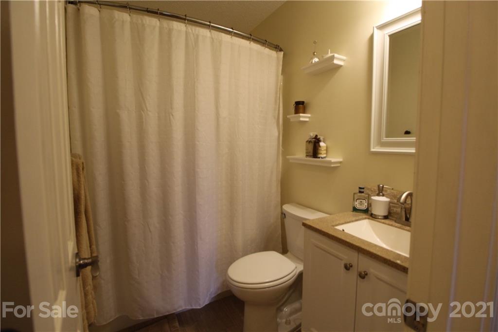 4806 Rio De Luna Hickory, NC 28601 - Photo 17 of 29 Gallery Image 17