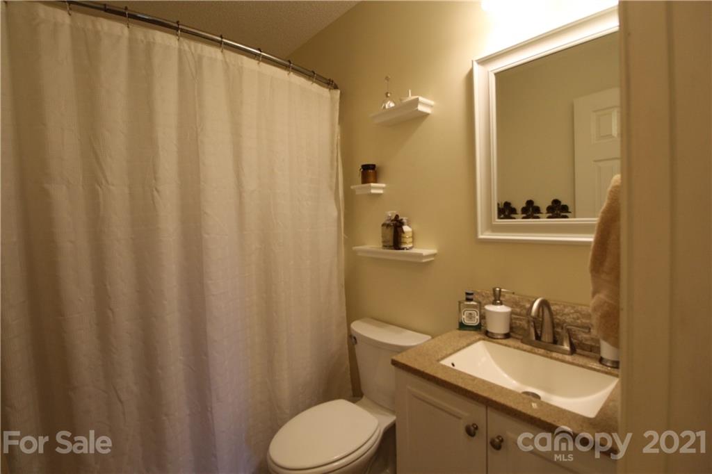 4806 Rio De Luna Hickory, NC 28601 - Photo 18 of 29 Gallery Image 18