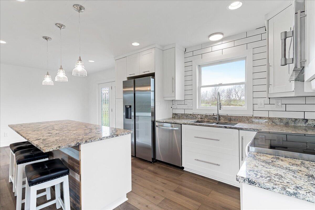 8317 Pontius Road Groveport, OH 43125 - Photo 13 of 41 12-Kitchen