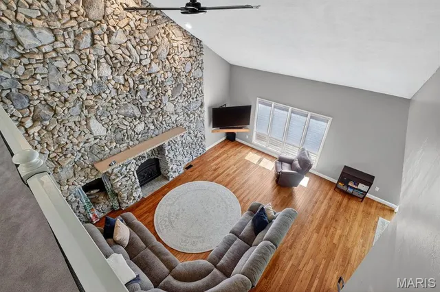 $599,000 | 1519 Laketop Drive, Fairview Heights, IL 62208