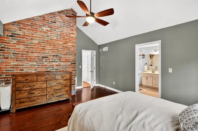 $599,000 | 1519 Laketop Drive, Fairview Heights, IL 62208