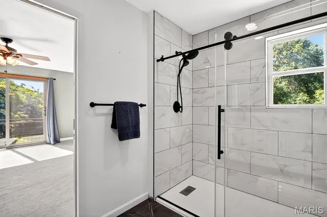 $599,000 | 1519 Laketop Drive, Fairview Heights, IL 62208